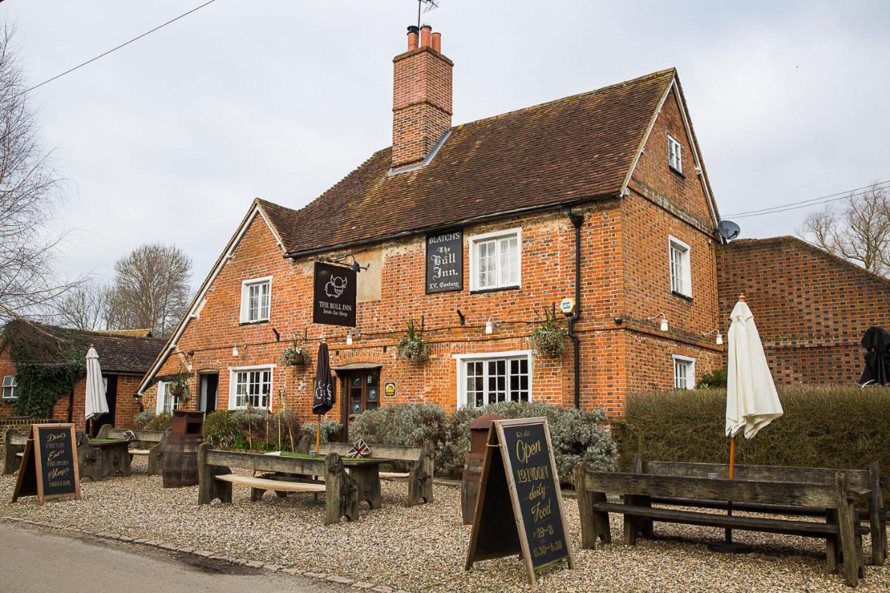 Мини-отель The Bull Pub Stanford Dingley