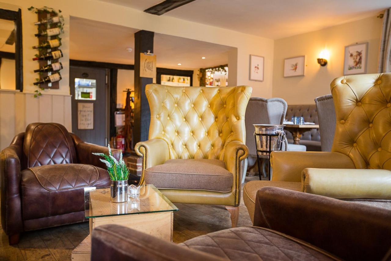 Мини-отель The Bull Pub 3*